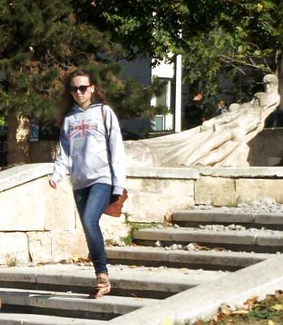 25P Spy sexy teens in parck romanian