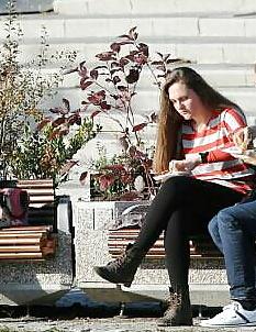 25P Spy sexy teens in parck romanian