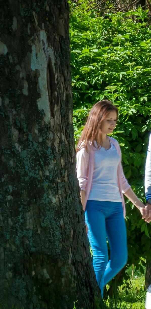 25P Spy sexy teens in parck romanian