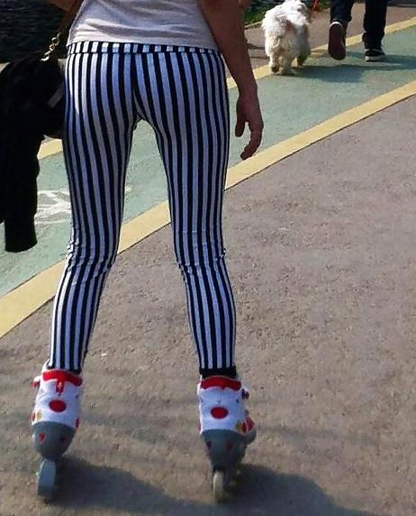 25P Spy sexy teens in parck romanian