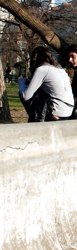 25P Spy sexy teens in parck romanian