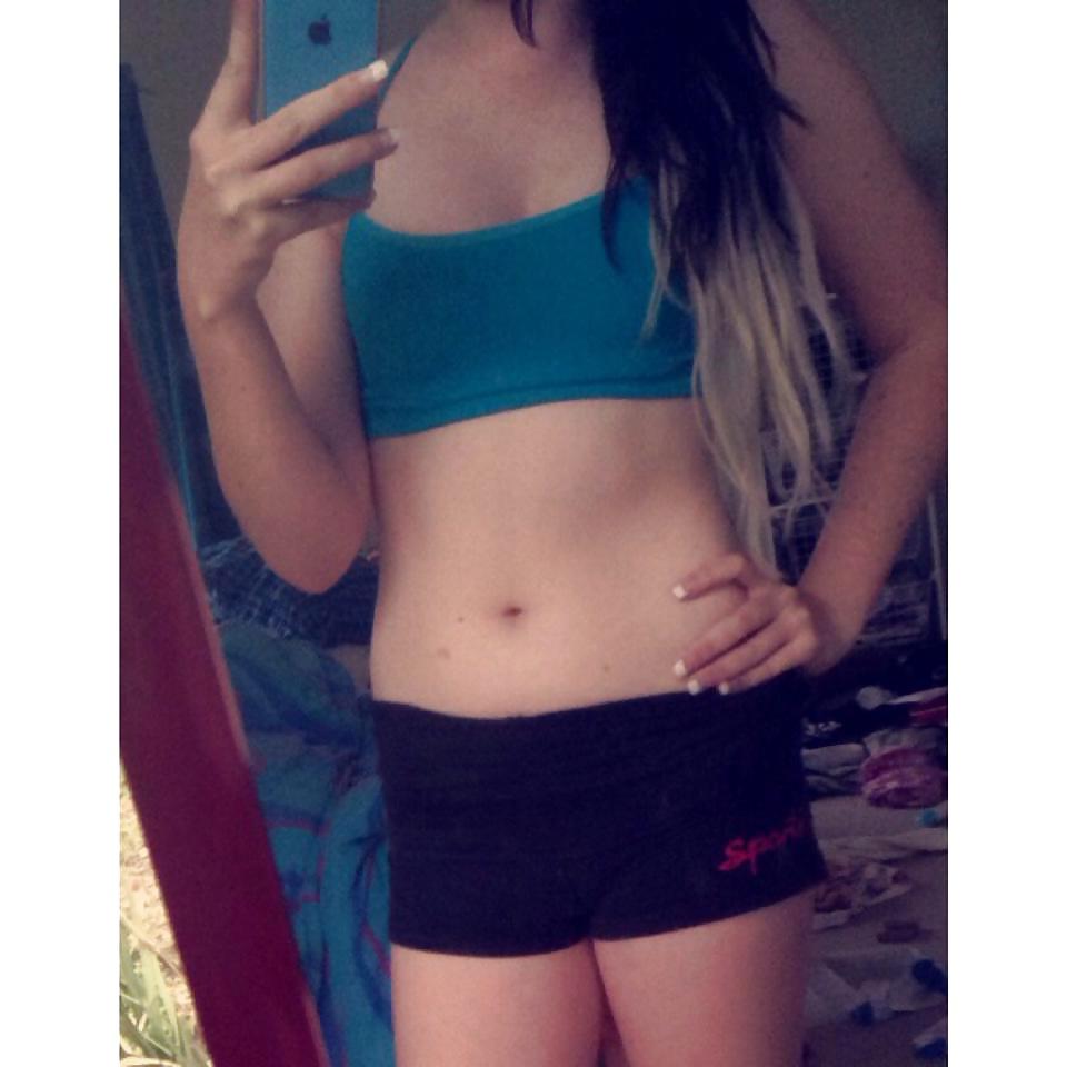 25P Naughty non nude teens
