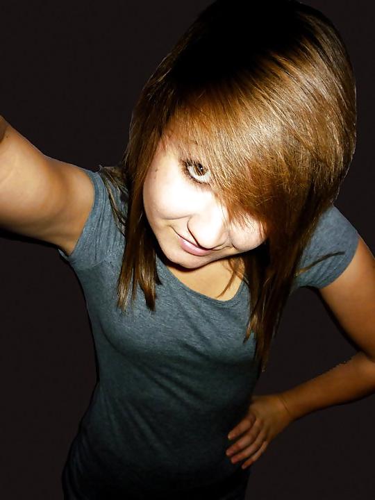 12P Random Non-Nude Hot Girls