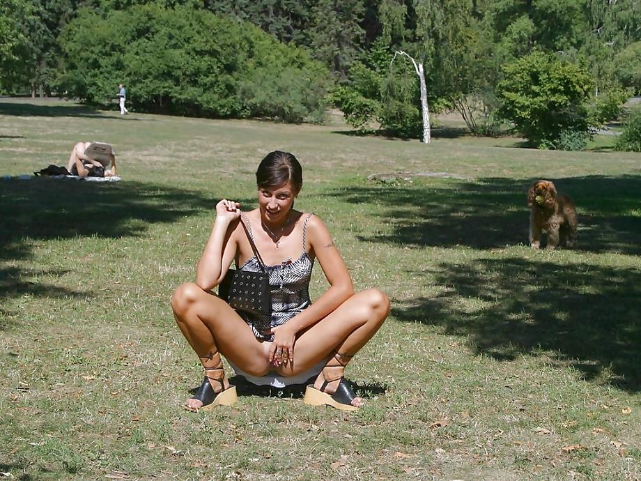 16P Upskirt Brunette,By Blondelover.