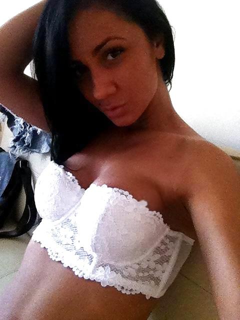 25P Various Romanian amateur sluts