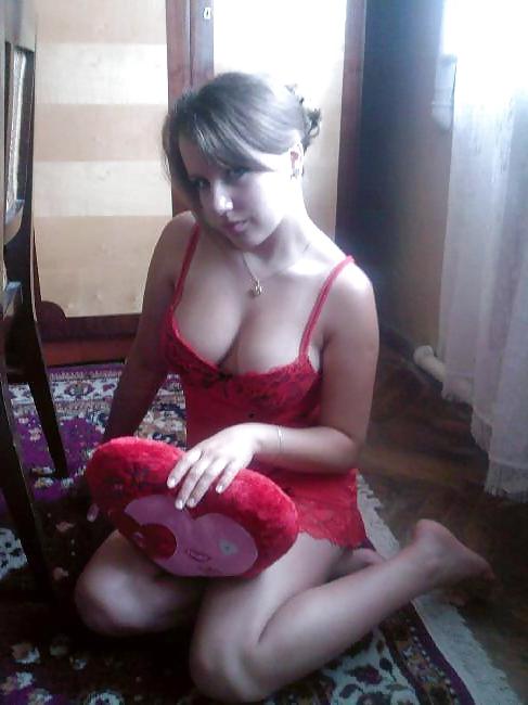 25P Various Romanian amateur sluts