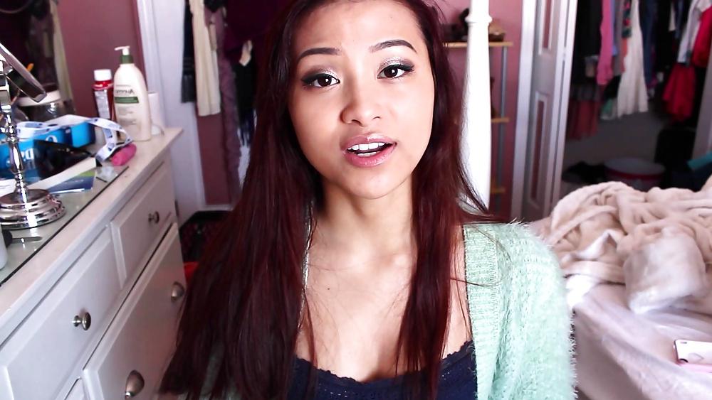 25P Fuckable asian youtuber (thatlinguistics)