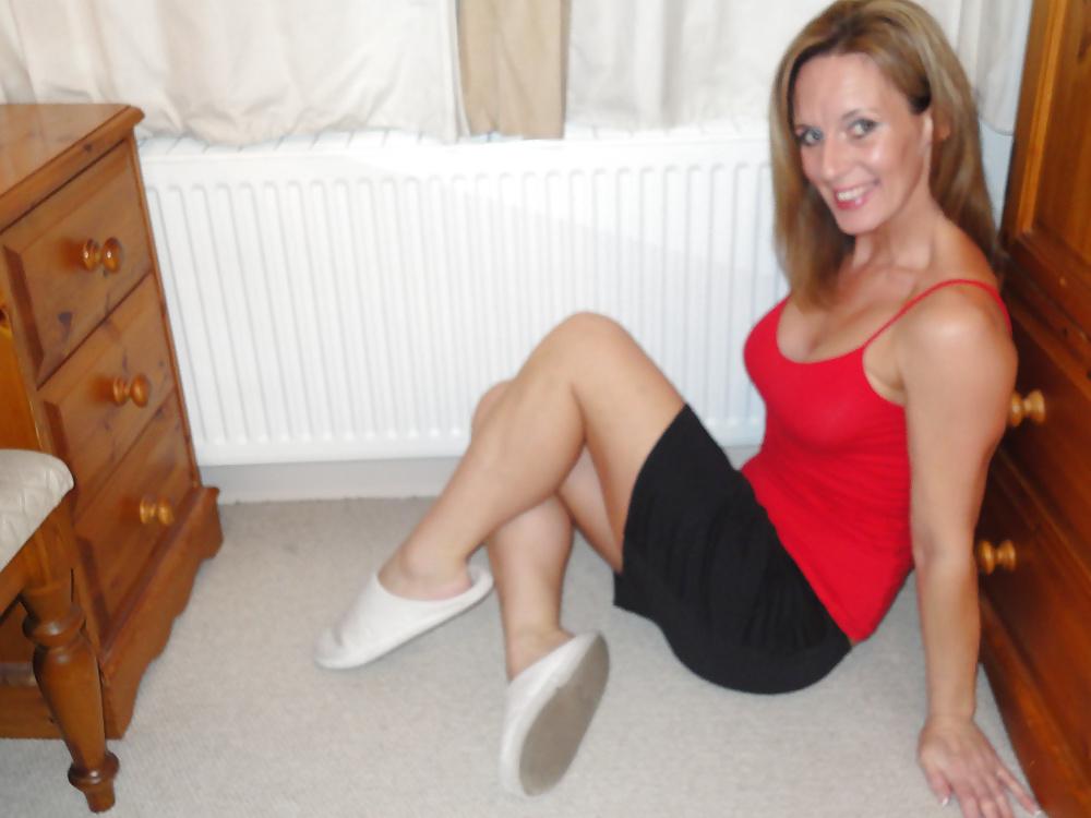 25P Beauties in slippers