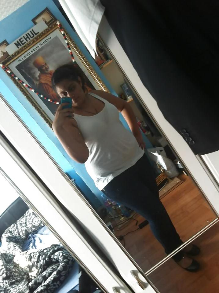 6P Another girl i have been chatting to non nude 