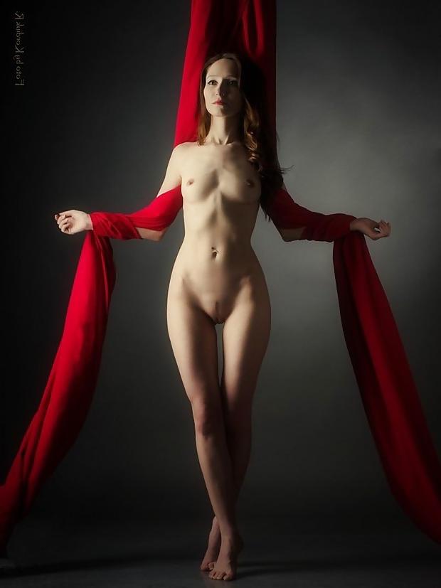 25P Perfect Storm - Beautiful Women Just Being Beautiful NONPORN