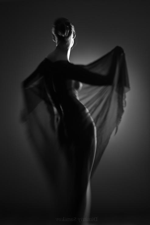 25P Perfect Storm - Beautiful Women Just Being Beautiful NONPORN
