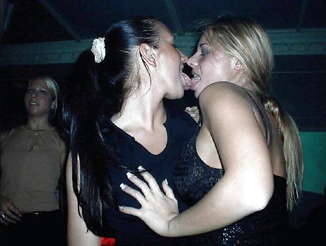 12P World of Lesbian Kisses - Germany