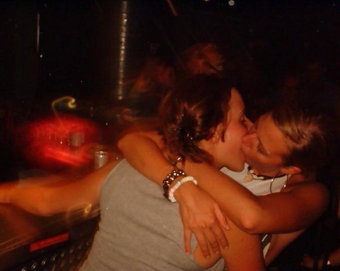 12P World of Lesbian Kisses - Germany