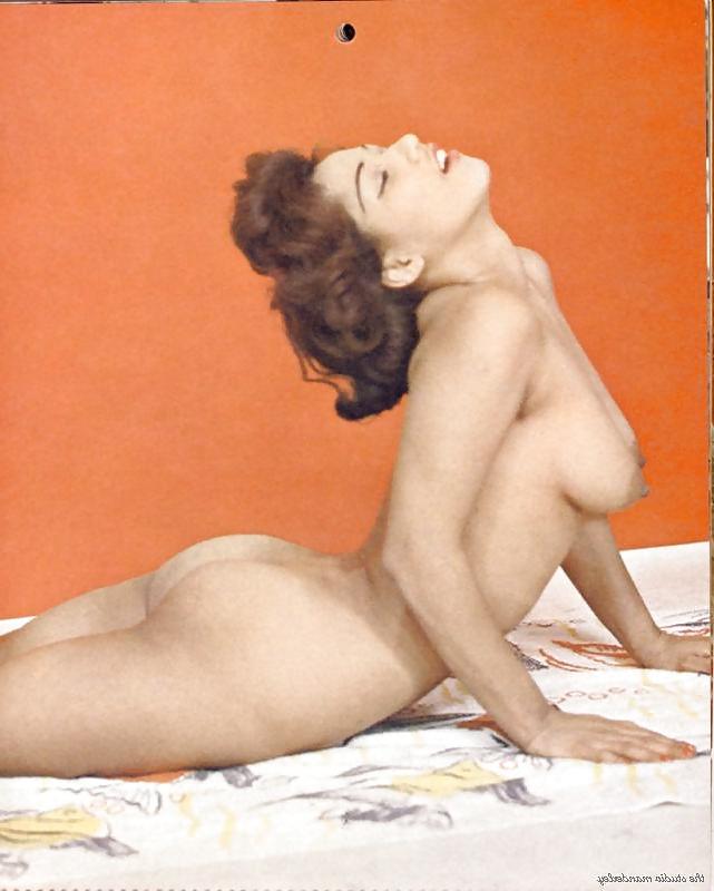 5P CLASSIC BLACK MILFS AND MATURES VOL.43