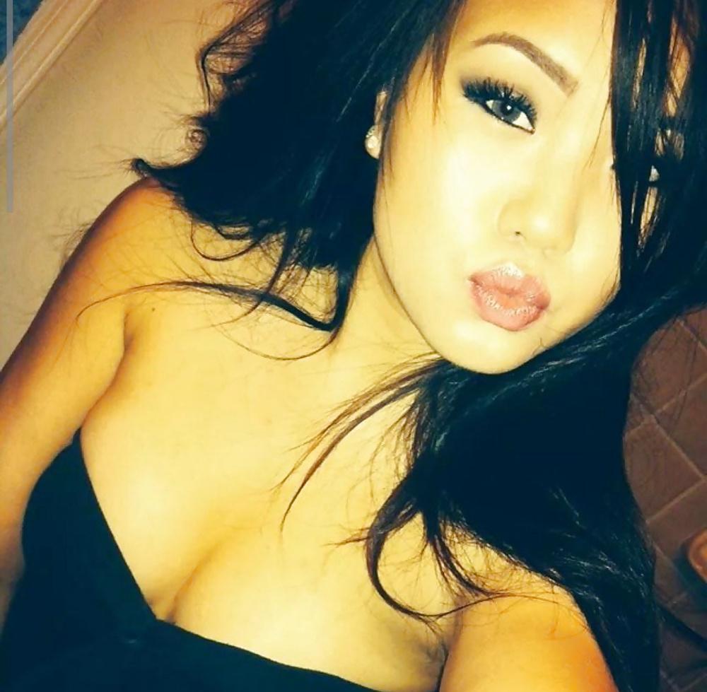9P Hmong side chick 