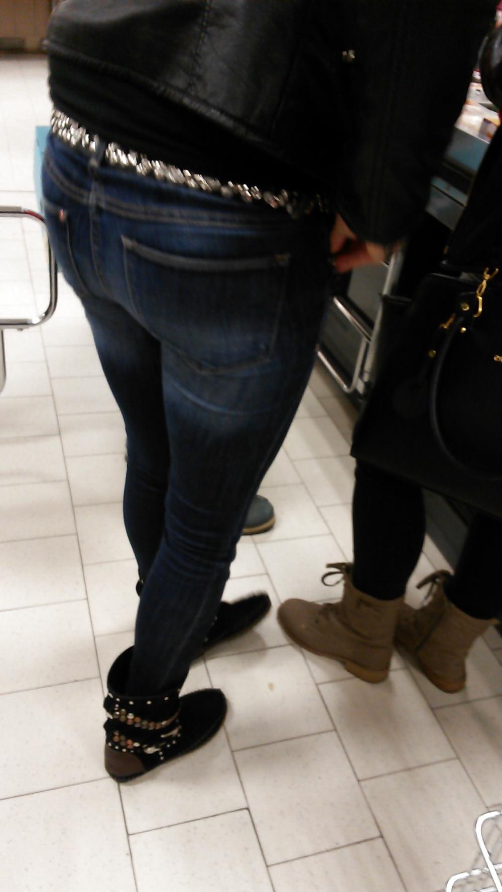 14P Jeans Ass Voyeur 35 Voyeur