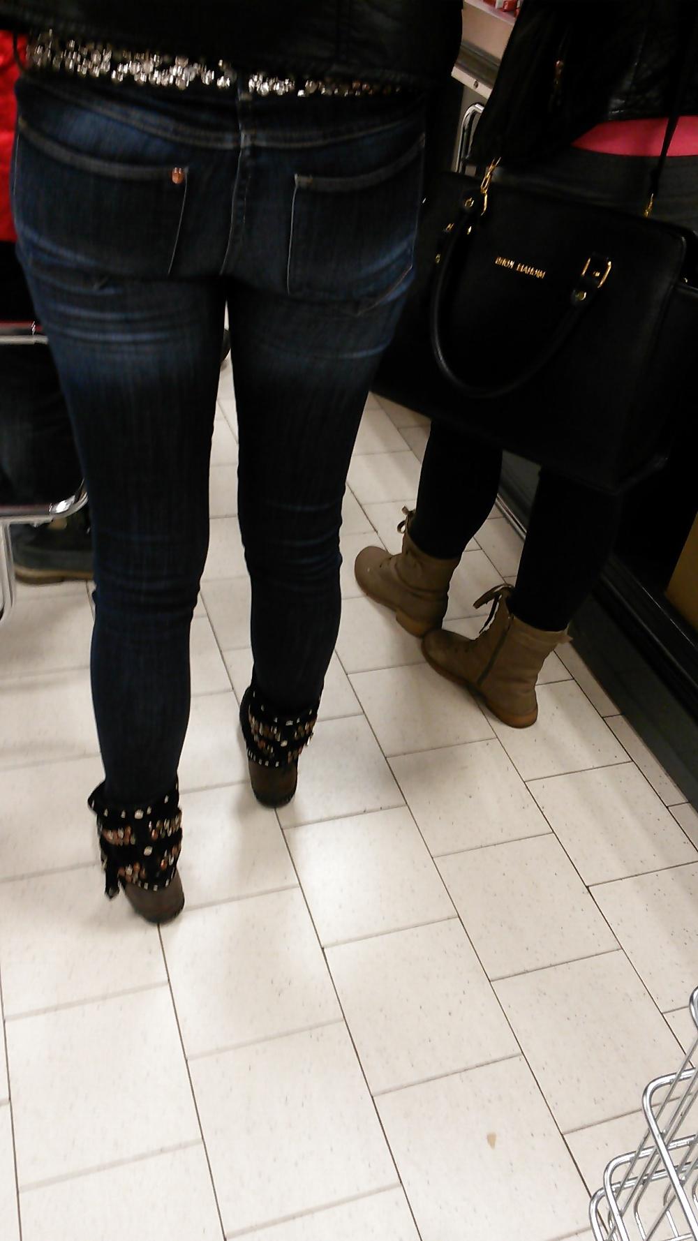 14P Jeans Ass Voyeur 35 Voyeur