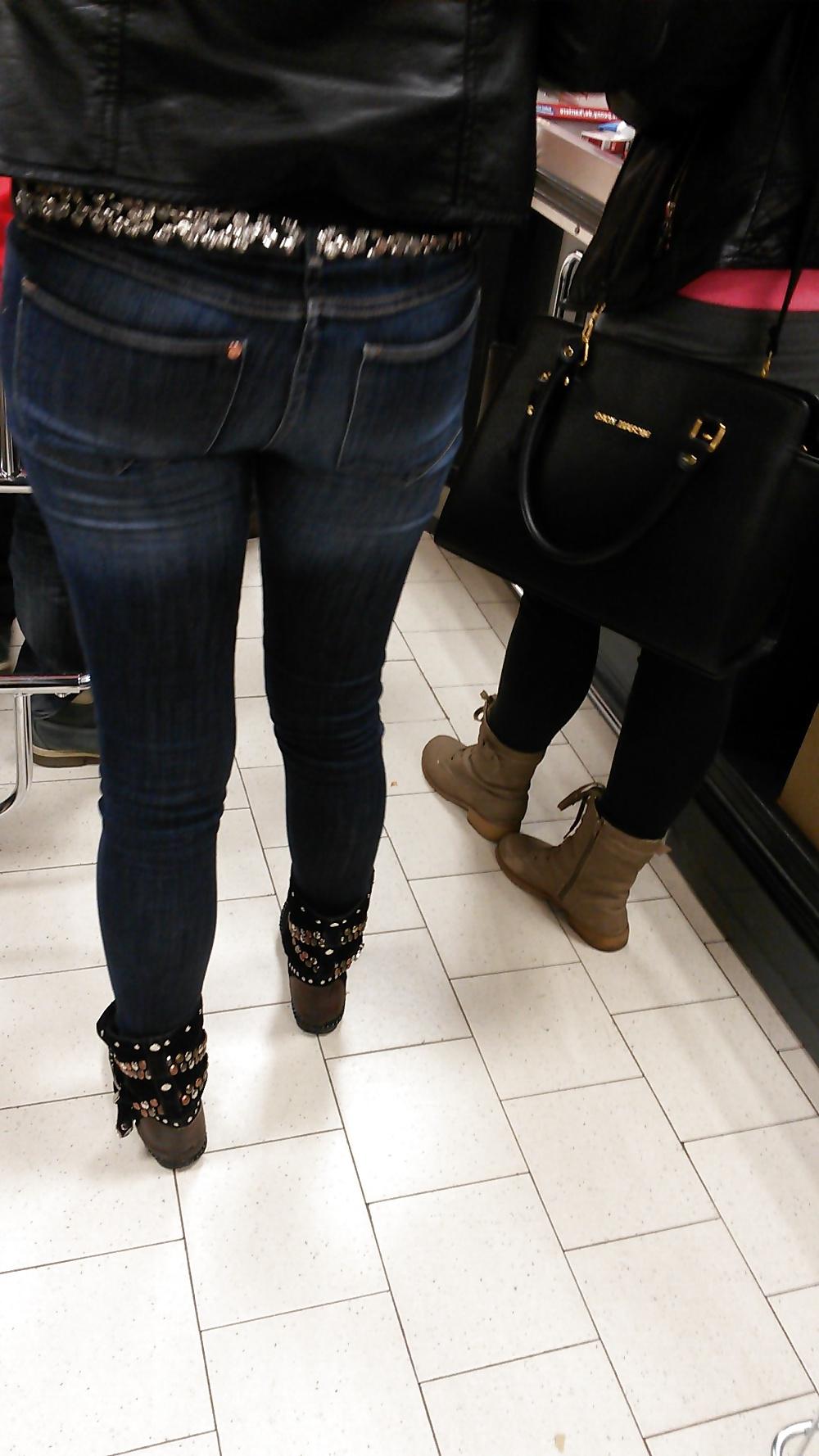 14P Jeans Ass Voyeur 35 Voyeur