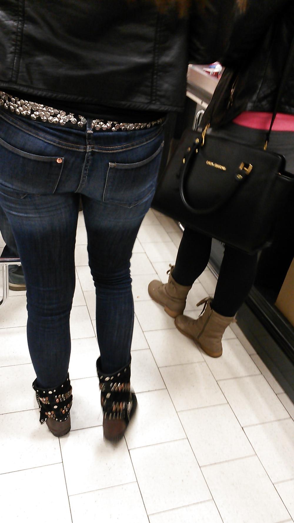14P Jeans Ass Voyeur 35 Voyeur