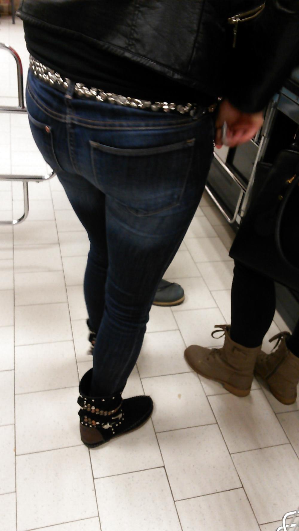 14P Jeans Ass Voyeur 35 Voyeur