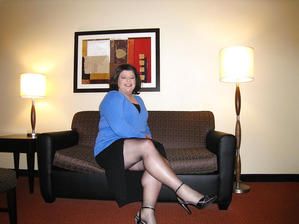 25P Sexy older crossdressers