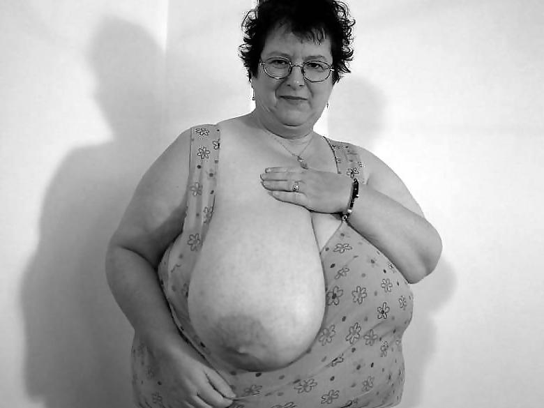 25P Grab a granny 203