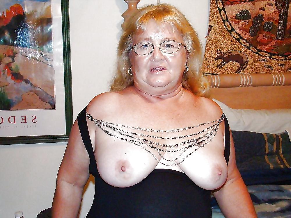 25P Grab a granny 203