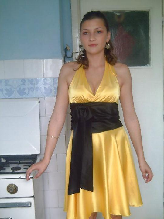 4P YOUNG ROMANIAN SLUT