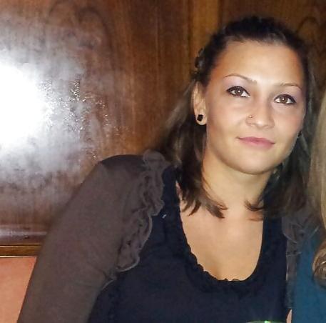 4P YOUNG ROMANIAN SLUT