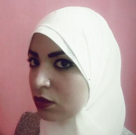 25P Arab hijab whore