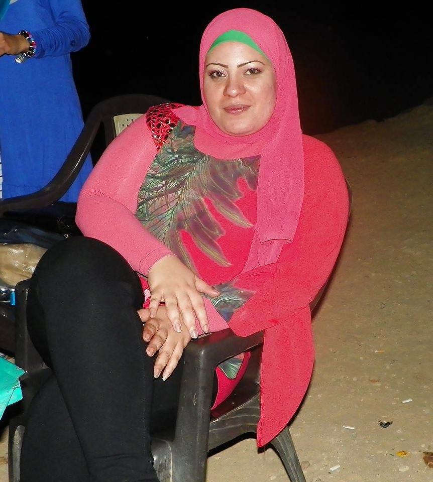 25P Arab hijab whore