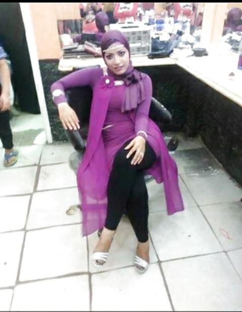 25P Arab hijab whore