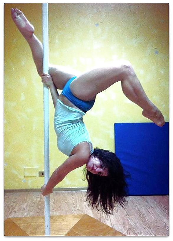 6P Exercise of lap dance
