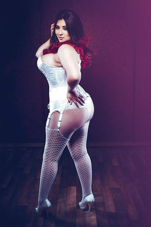 25P Voluptuous Curves 7