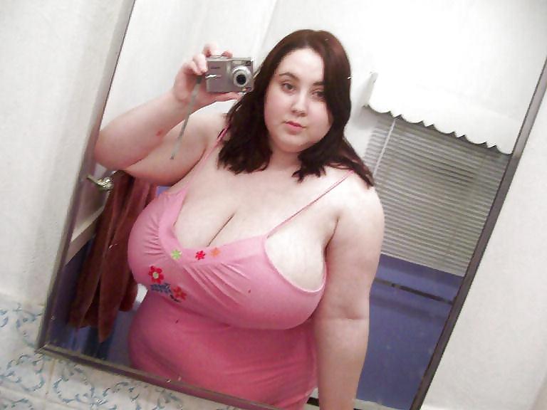 25P Bbw selfies 
