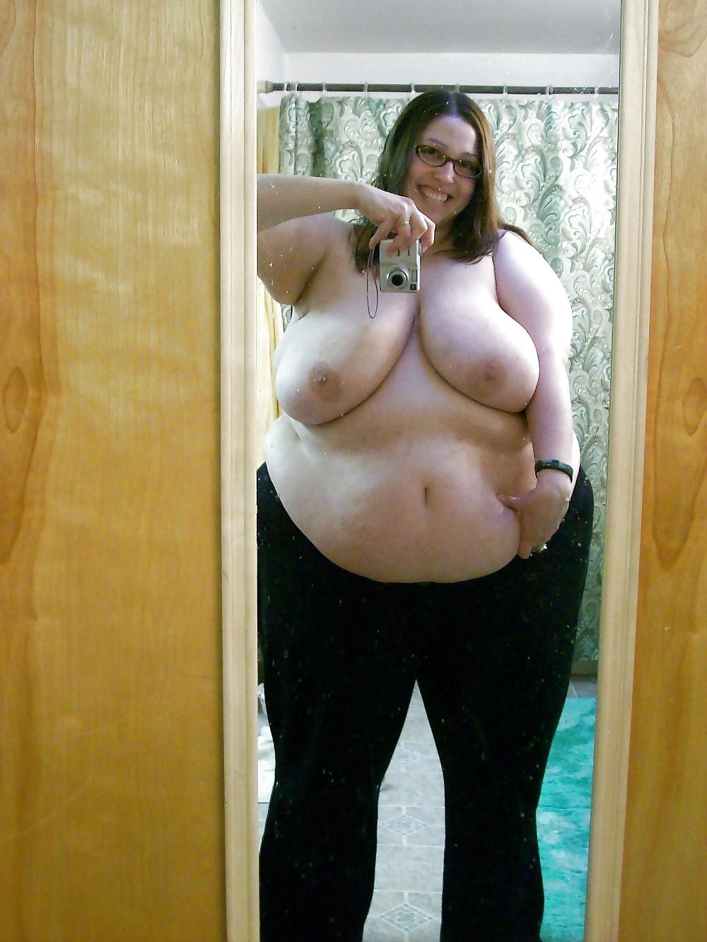 25P Bbw selfies 
