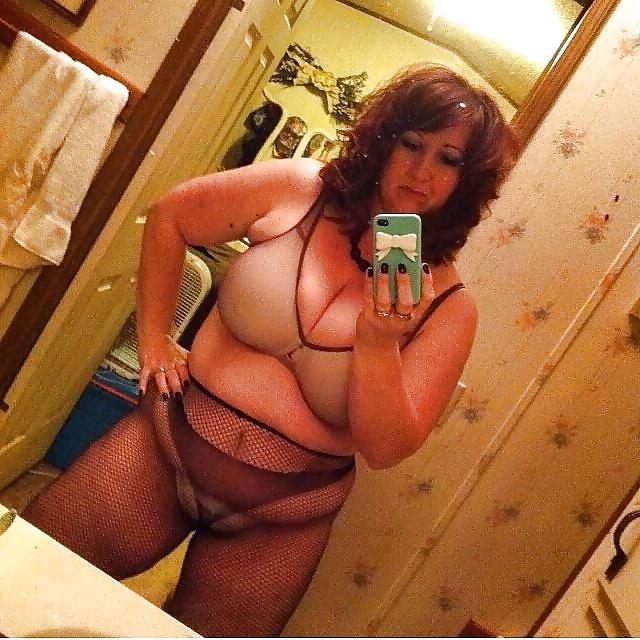 25P Bbw selfies 