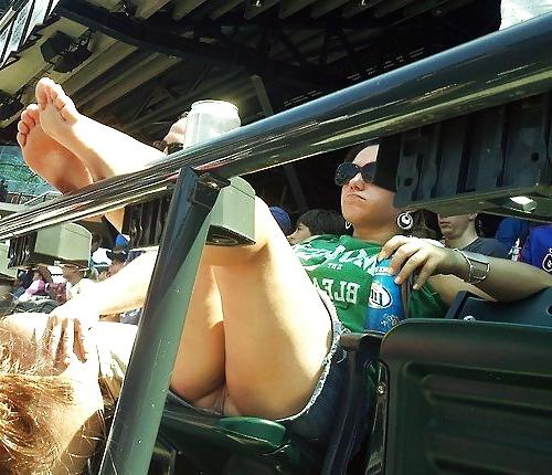 25P Real Upskirt - 34