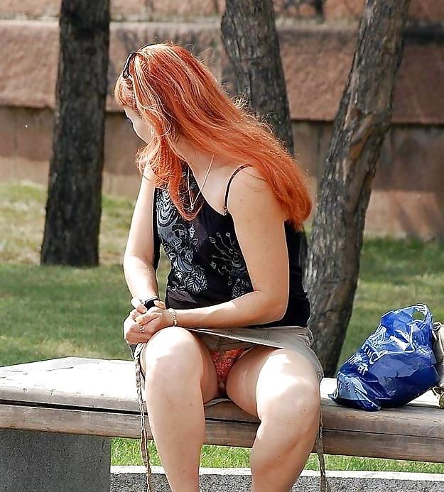 25P Real Upskirt - 34
