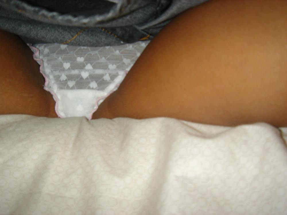25P Amateur upskirt
