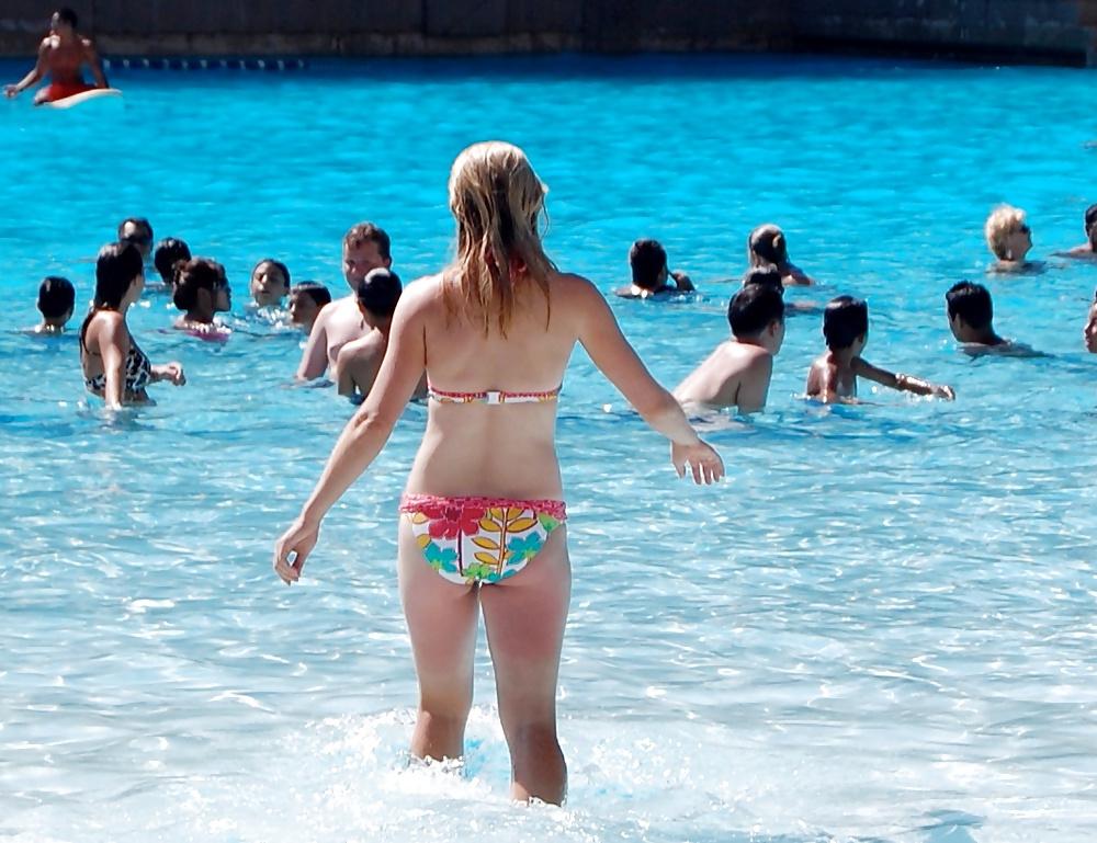 25P Bikini amateurs non nude