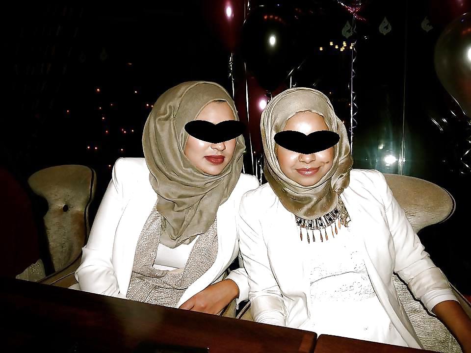 25P Hijab