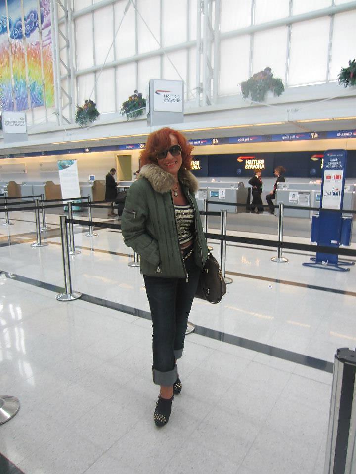 21P Sexy Redhead Mature Lady