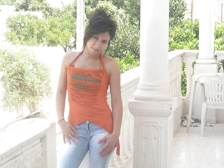 25P Arab Non Nude Slut 