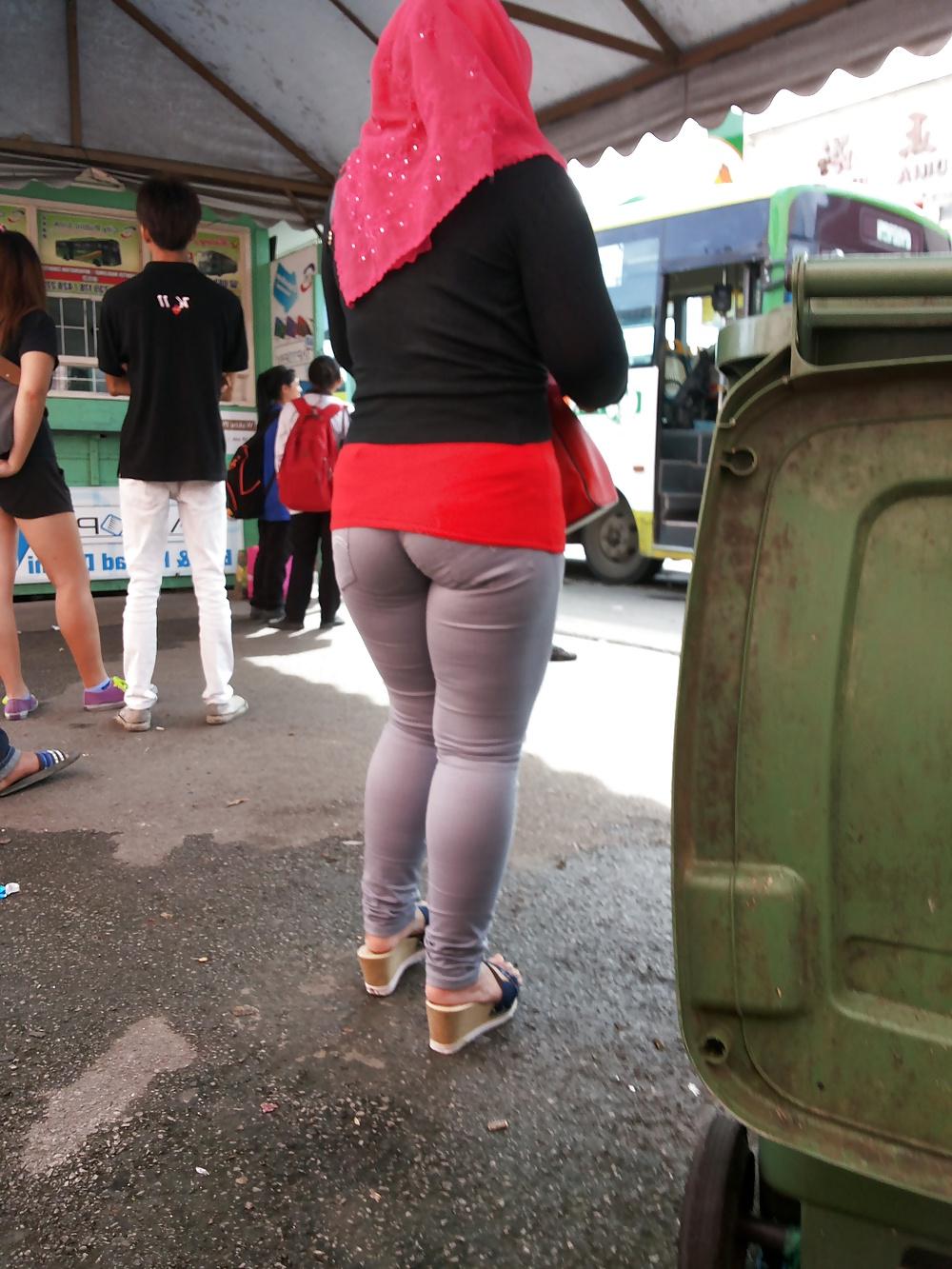 5P Malay- candid tudung hijab bubble butt