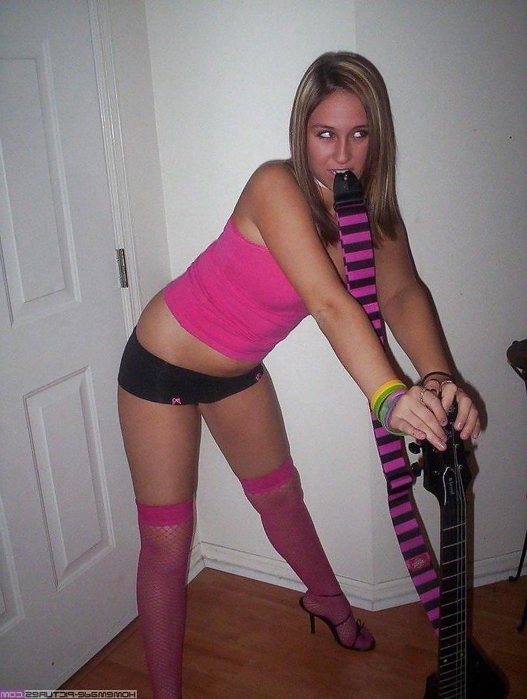 15P Nice (non nude) girls 2