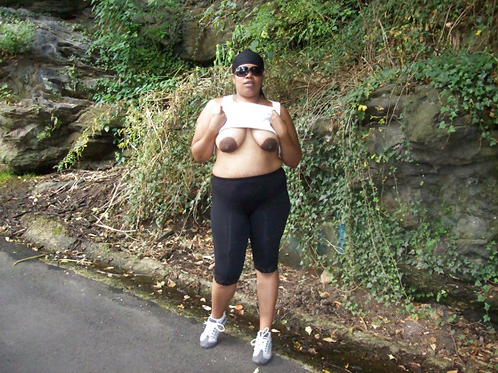 17P Black BBW Flashing in Public
