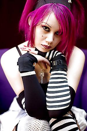 25P Cyber Goth Girls