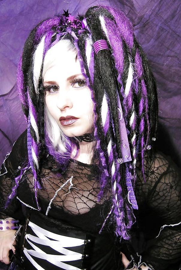 25P Cyber Goth Girls