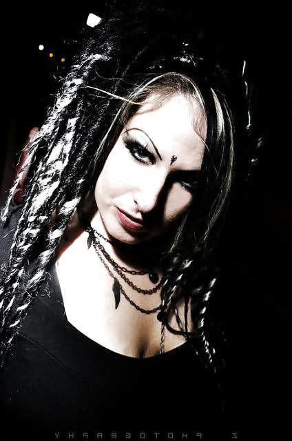 25P Cyber Goth Girls